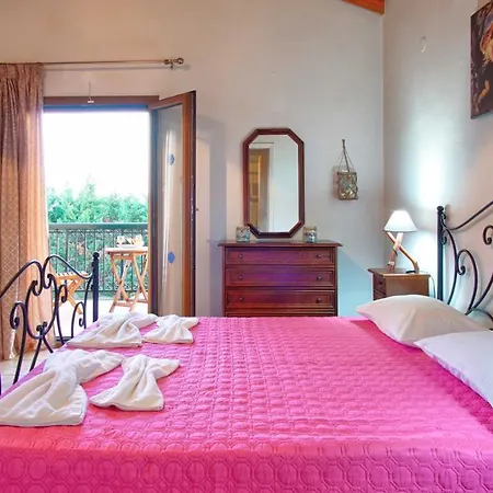 Villa Lefki *