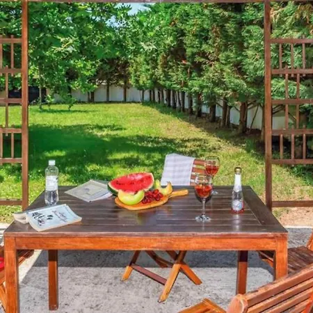 Villa Lefki *